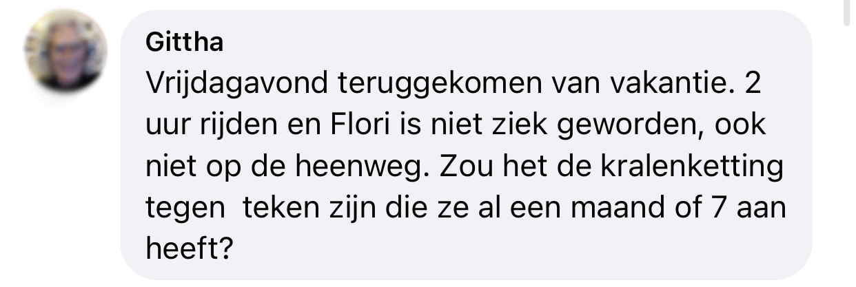 Hond niet meer misselijk in auto em kralenketting