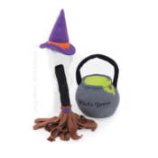ZippyPaws Zippy Paws knuffel speelgoed Halloween bezem hoed heksenketel Costume Kit Witch dog
