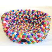 Design mand hond Vilt bolletjes wol nepal