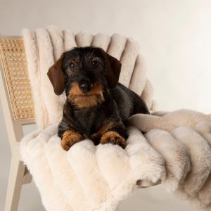 Scruffs Aspen Superzachte deken van luxe imitatiebont hond