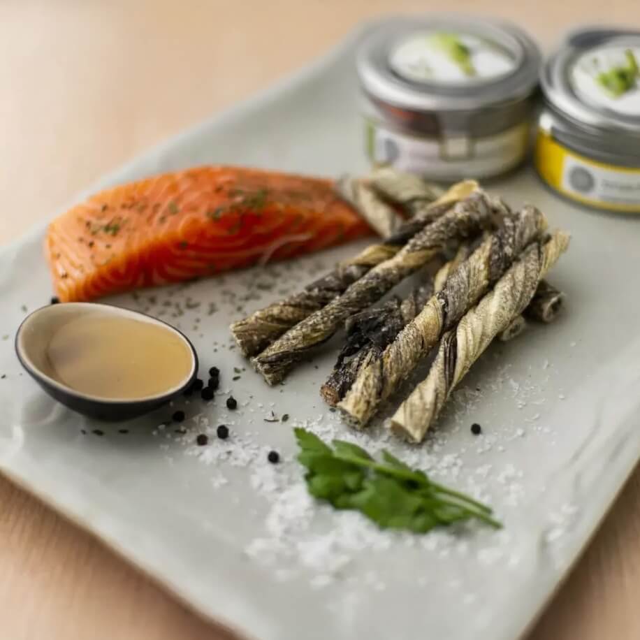 BRAAAF wilde alaska zalmsticks zalmtwist hondensnack hypoallergeen